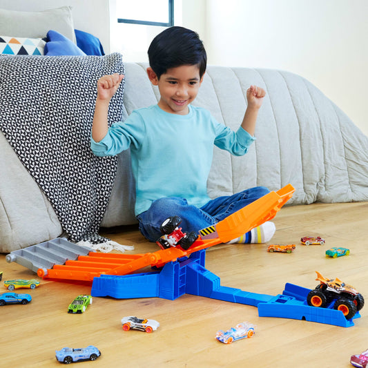 Hot Wheels Monster Trucks Pista de Juguete Carrera de Destrucción